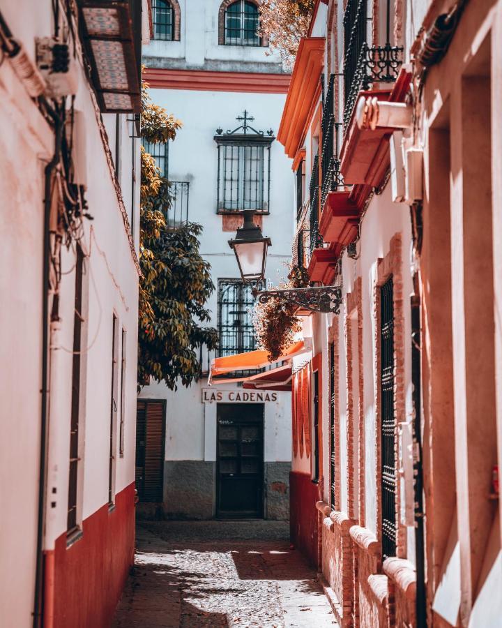 Home2Book Amelia'S Pottery, Triana Seville Exterior photo